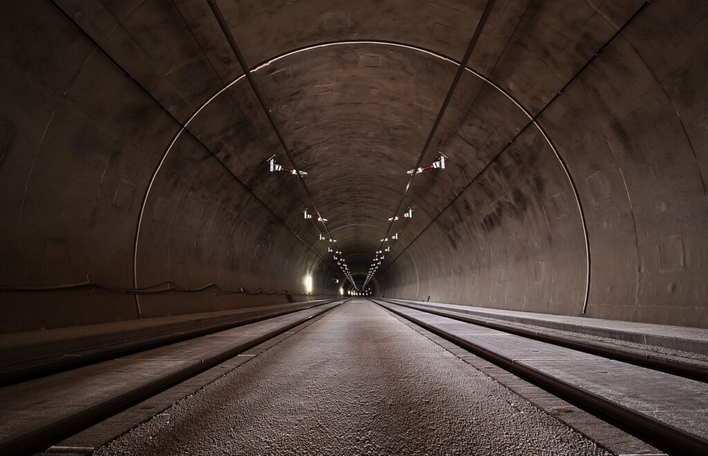 Tunnel sous la Manche : infos pratiques et tarifs pour votre traversée
