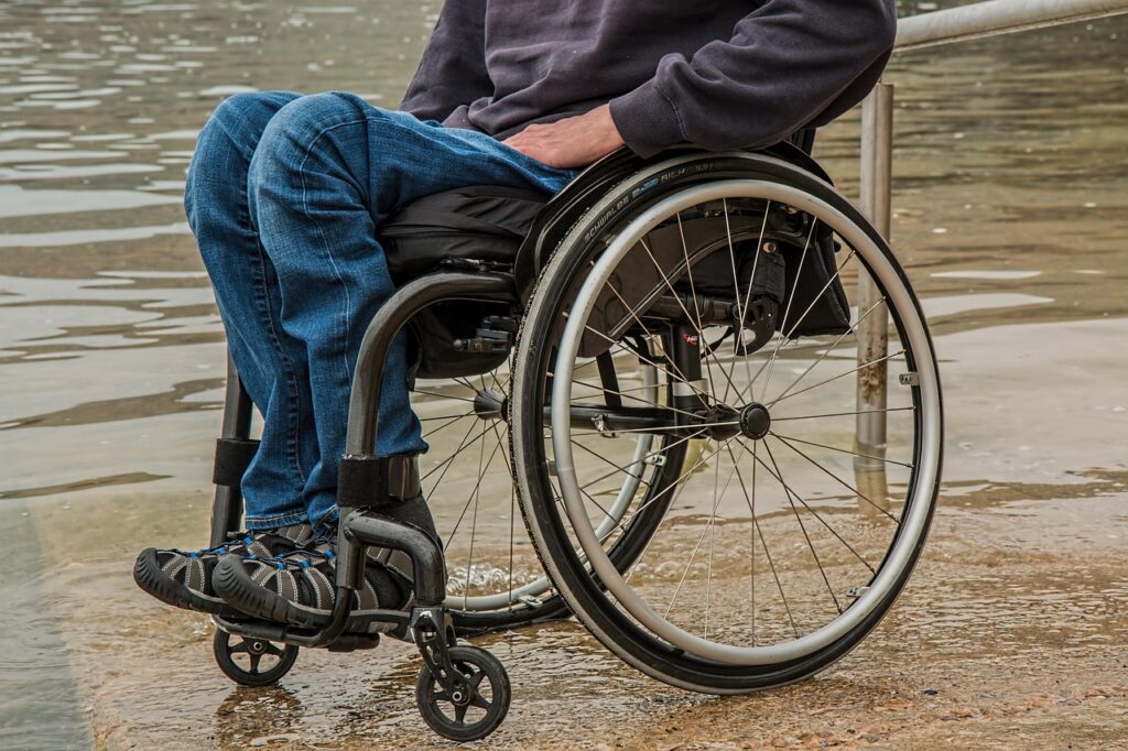 Vacances Adaptées aux Adultes Handicapés : Destinations et Conseils