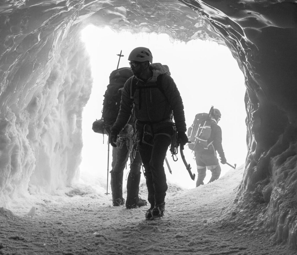Escalade falaise débutant : 7 équipements indispensables