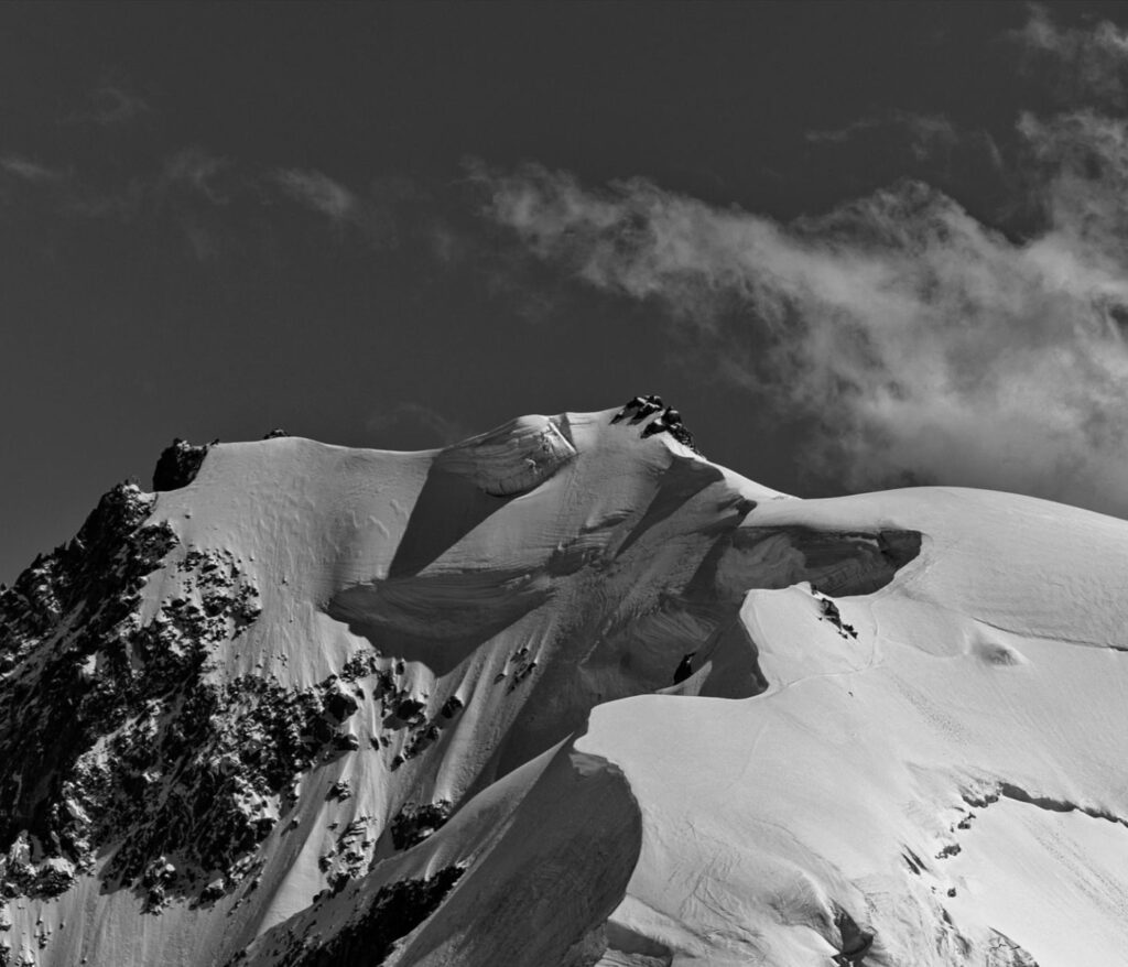 Matériel d’alpinisme occasion : s’équiper sans se ruiner